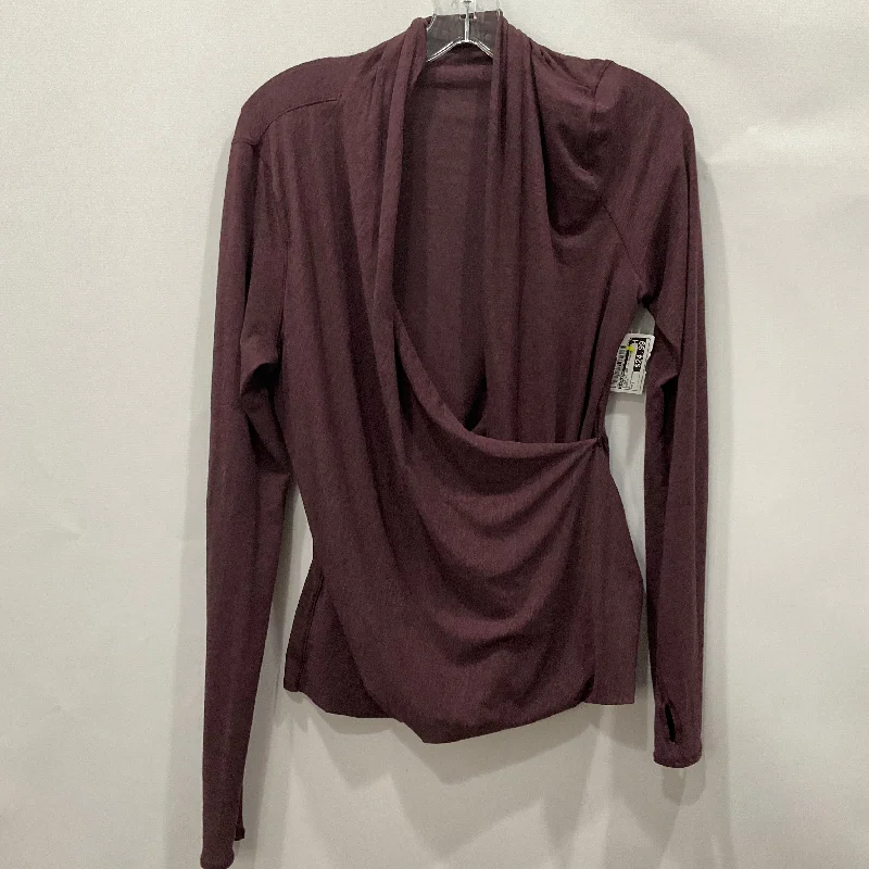 Athletic Top Long Sleeve Collar By Lululemon In Purple, Size: 8